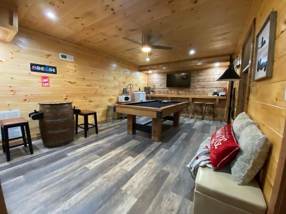 The Grand Tennessean Cabin- Four Bedroom Luxury Cabin In The Mountains Pigeon Forge Extérieur photo