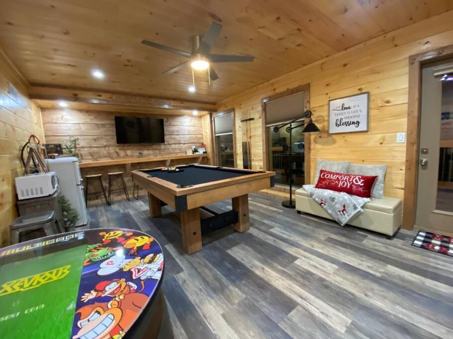 The Grand Tennessean Cabin- Four Bedroom Luxury Cabin In The Mountains Pigeon Forge Extérieur photo