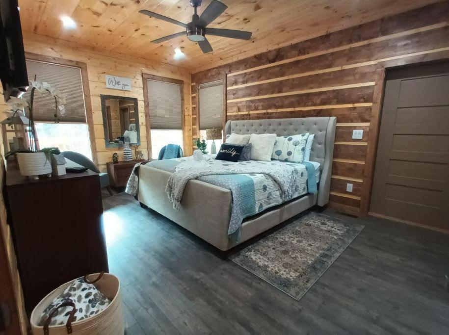 The Grand Tennessean Cabin- Four Bedroom Luxury Cabin In The Mountains Pigeon Forge Extérieur photo