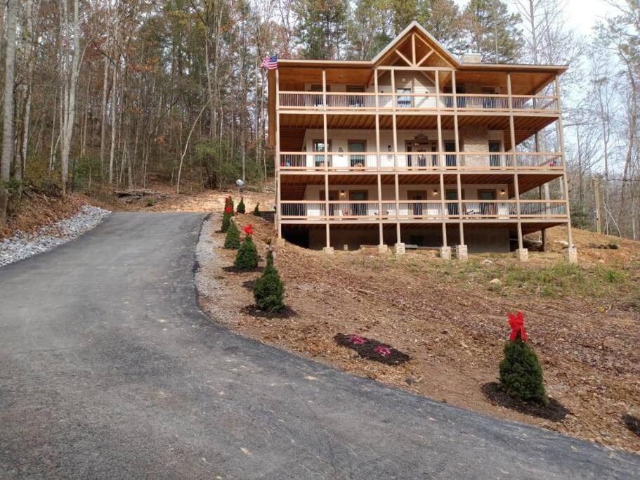 The Grand Tennessean Cabin- Four Bedroom Luxury Cabin In The Mountains Pigeon Forge Extérieur photo